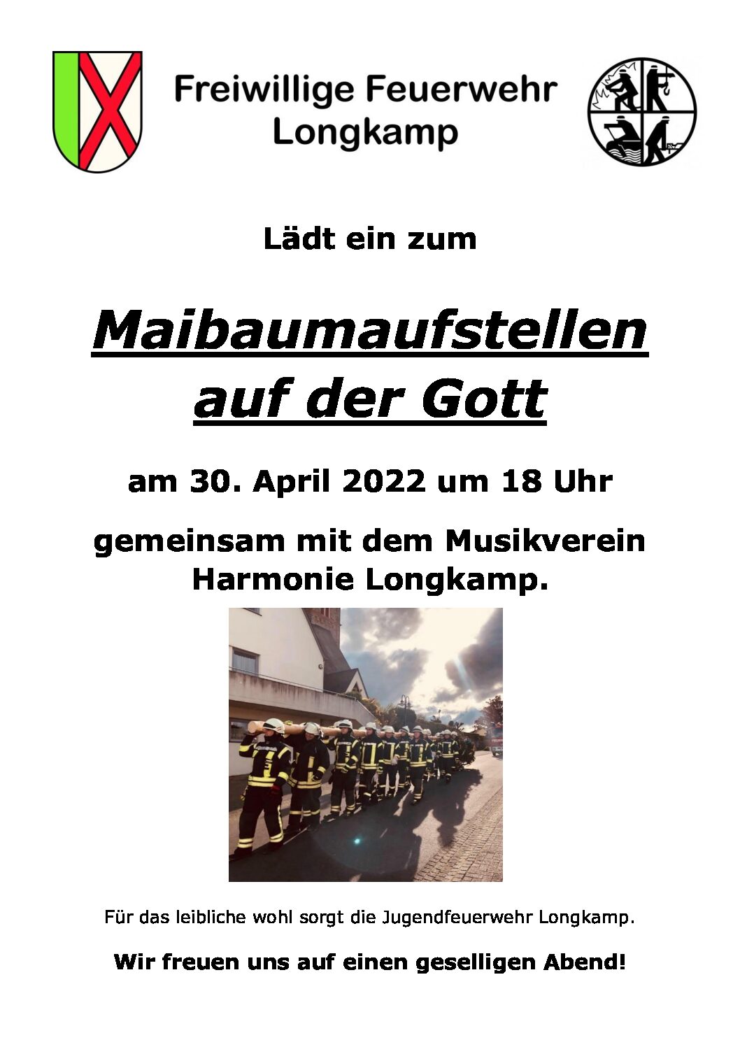 Aufstellen des Maibaums auf der Gott