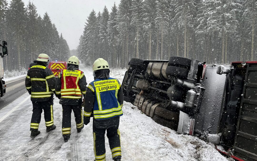 Einsatz 30/2023 Absicherung nach Verkehrsunfall LKW